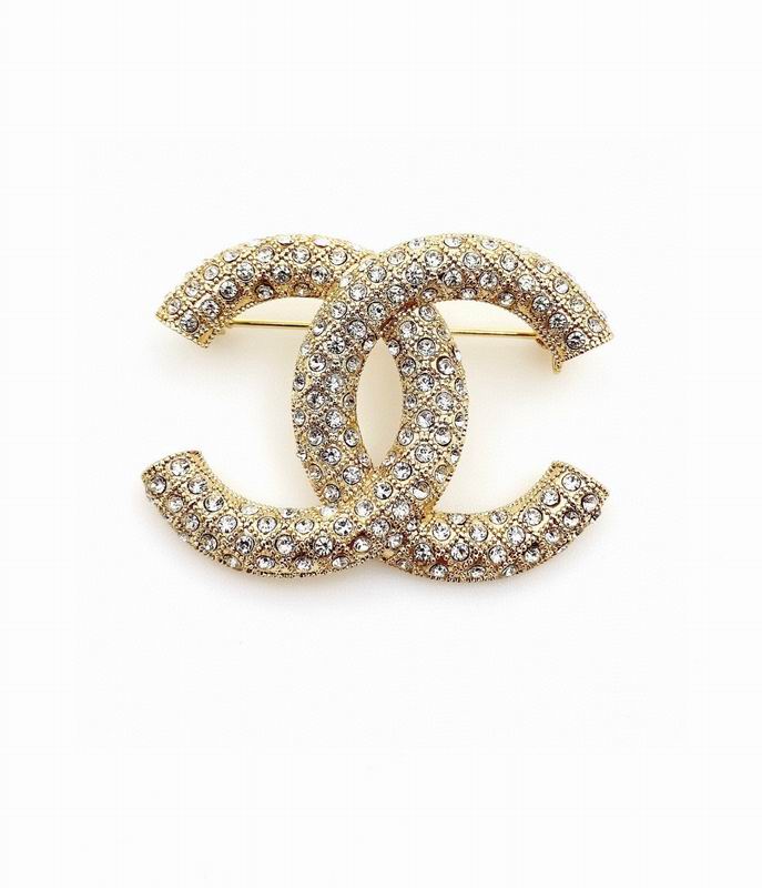 Chanel Brooch 2lyx177
